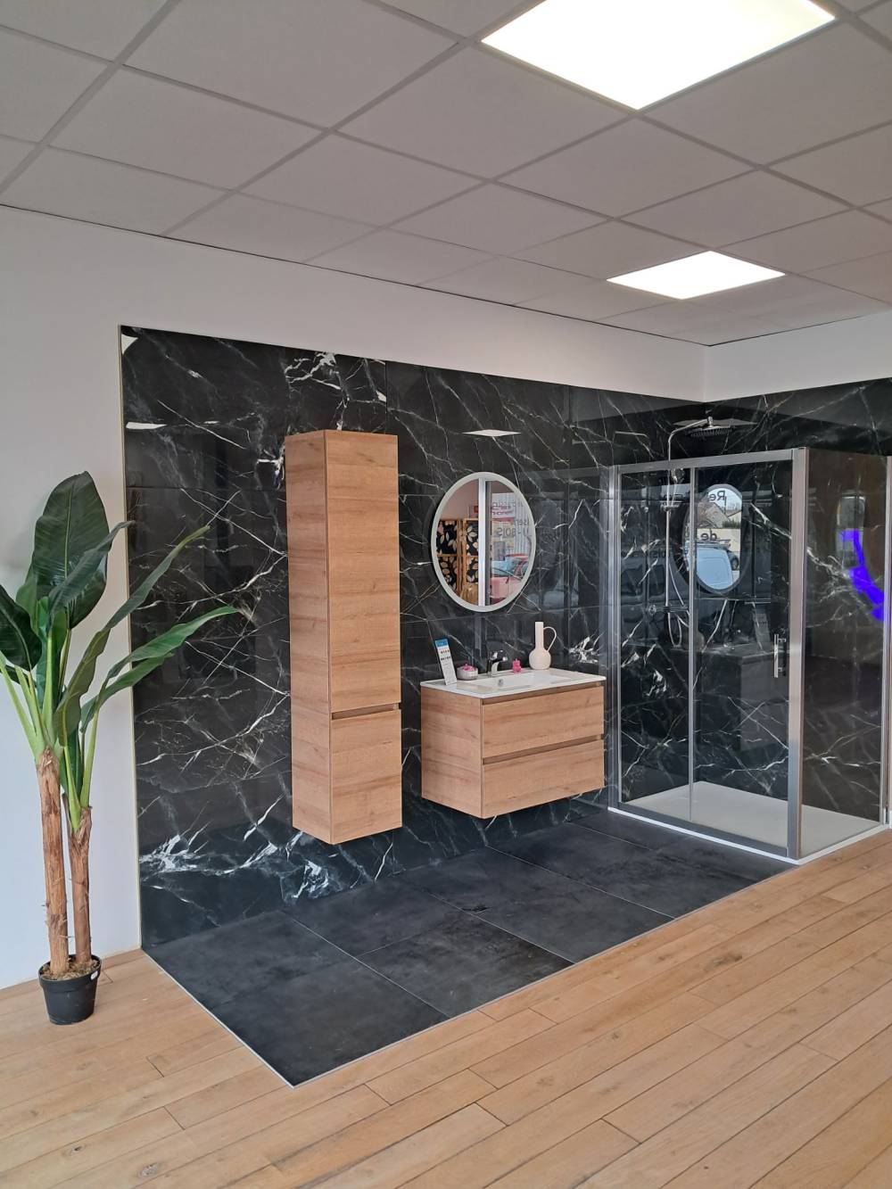 photo showroom 1